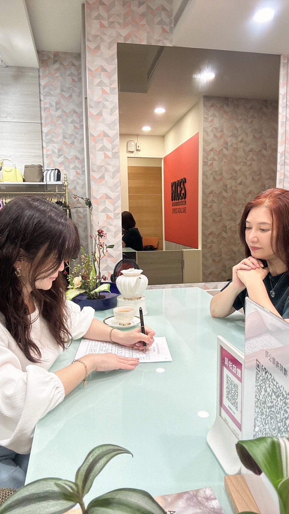 【高雄左營臉部保養】FACES 翡瑟思快速臉部護理-舒適專業的DPR深層淨膚,讓肌膚感受前所未有的輕盈感 - 第5張圖