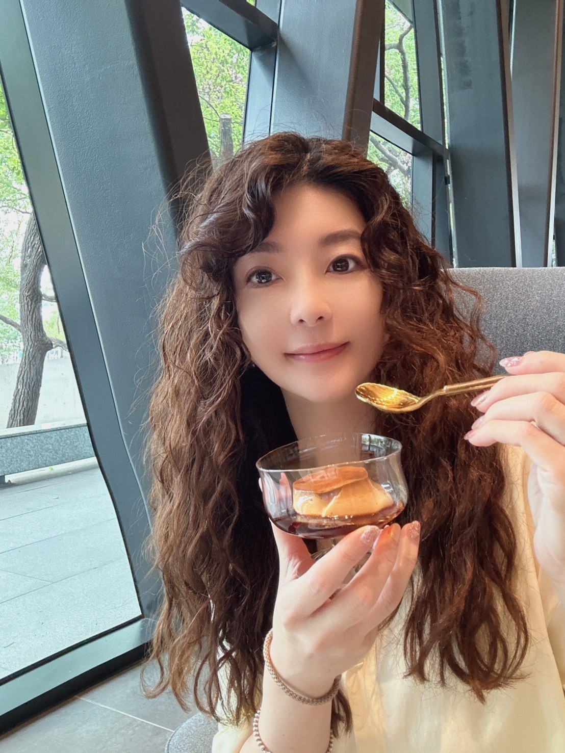 【屏東咖啡廳】邦尼沃金Bunny Walking Coffee ‧整個屏東總圖都是我的咖啡廳,超大落地窗綠蔭盡收眼底,咖啡豆的香氣、醇度、餘味,享受美好的午後時光 - 第23張圖