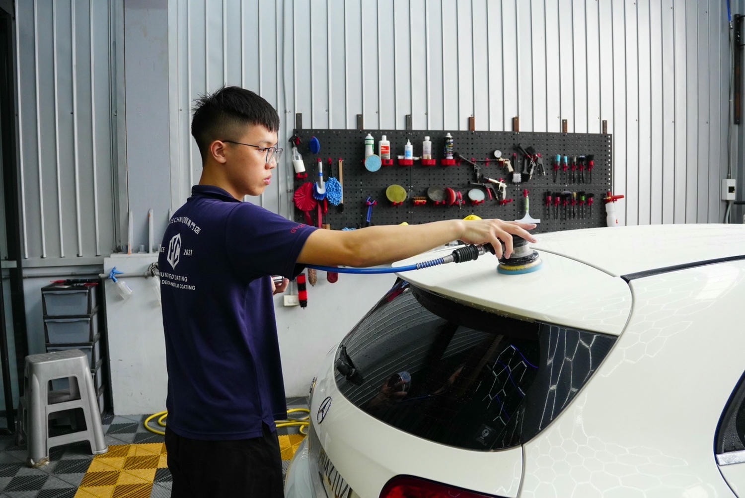 【高雄汽車美容推薦】H.C百鍍包膜鍍膜│無論晴天雨天都想來精緻洗車,流程細節都滿分 - 第21張圖