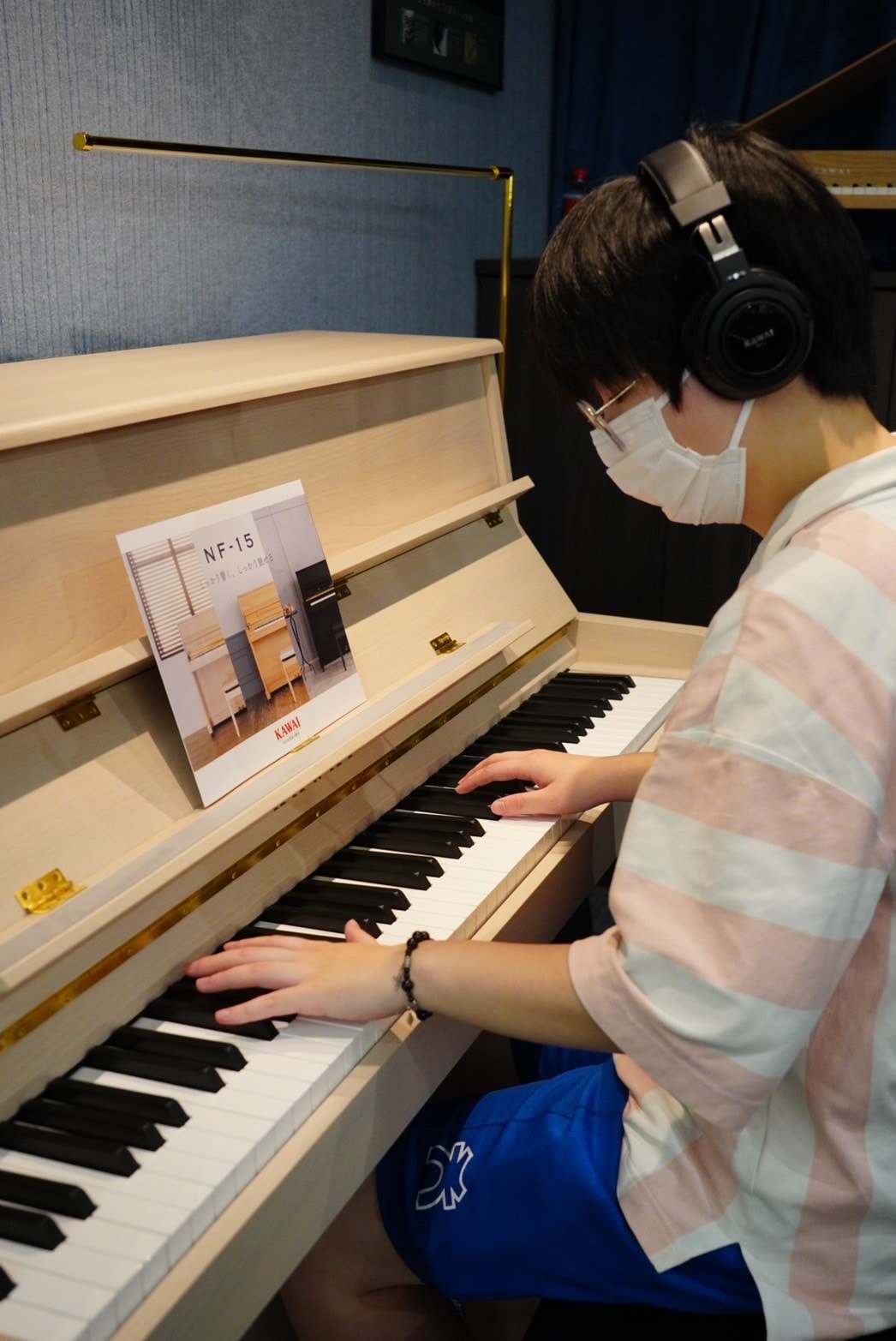 【高雄鋼琴】 KAWAI Pianos 河合鋼琴 – 高雄直營店丨在都市叢林裡也能自在彈奏的-KAWAI NF-15原聲混合鋼琴 - 第20張圖